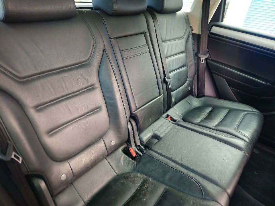 2016 volk touareg - easy finance 8.jpg